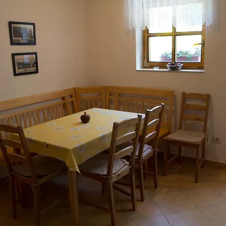 Homestay * Vyrovice